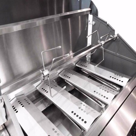 Tytus Grills.